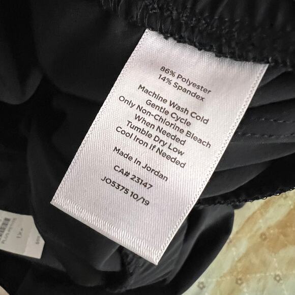 T by Talbots Black Skirt New Size 1XP Petite Lightweight - Picture 7 of 8